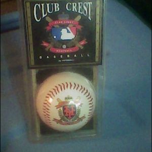 Collectors Club Crest New York Mets Baseball